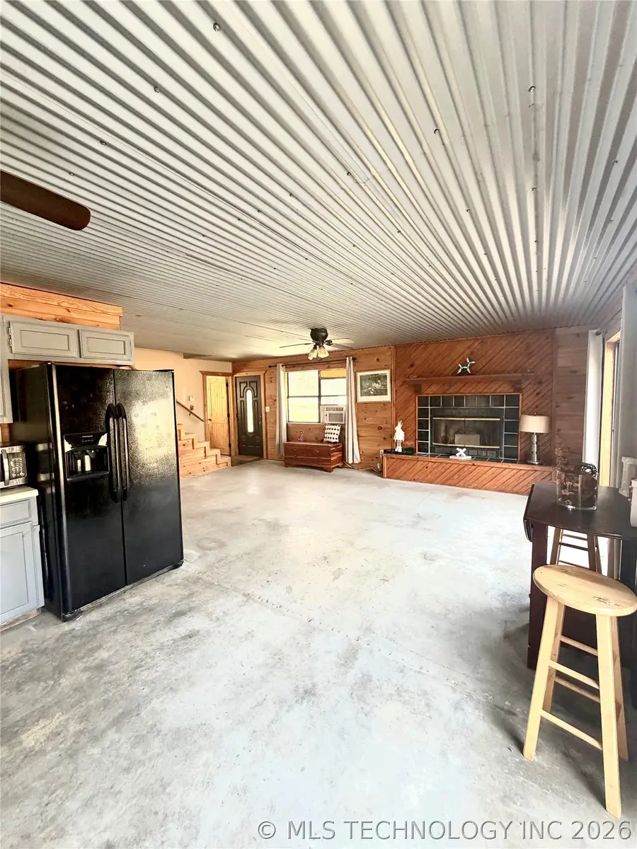 215 N Eagle Bluff, Cleveland, OK 74020 - #3