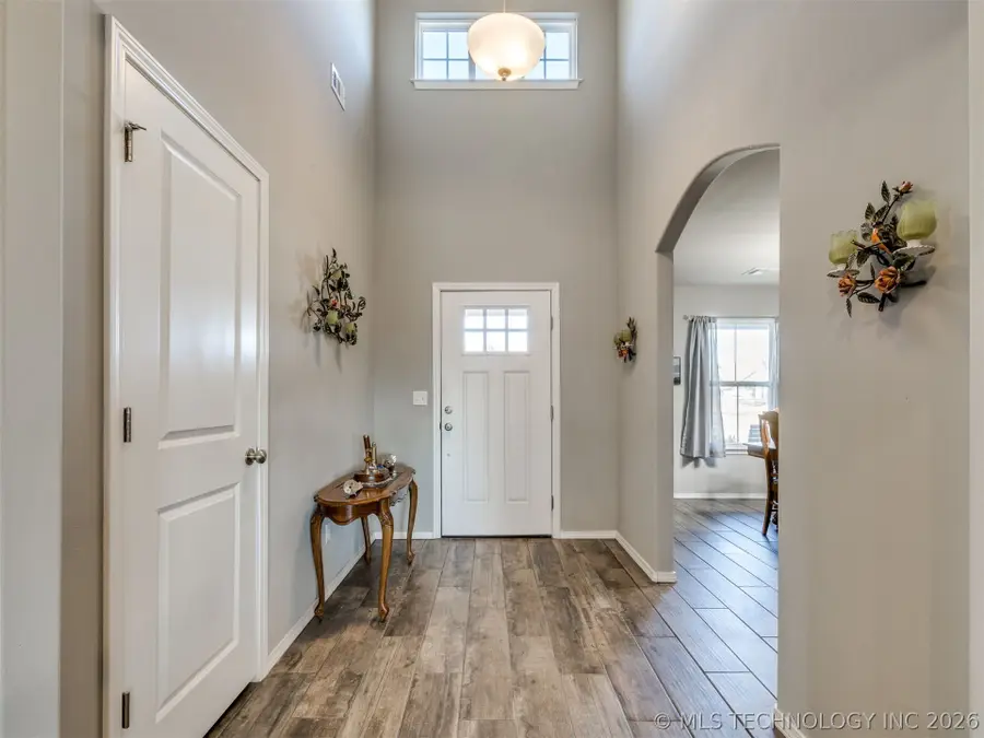 10101 S 232nd East Avenue, Broken Arrow, OK 74014 - #2