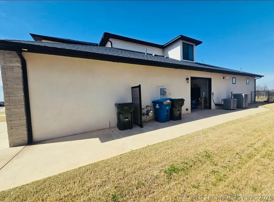 2109 Wiregrass Drive, Edmond, OK 73025 - #3