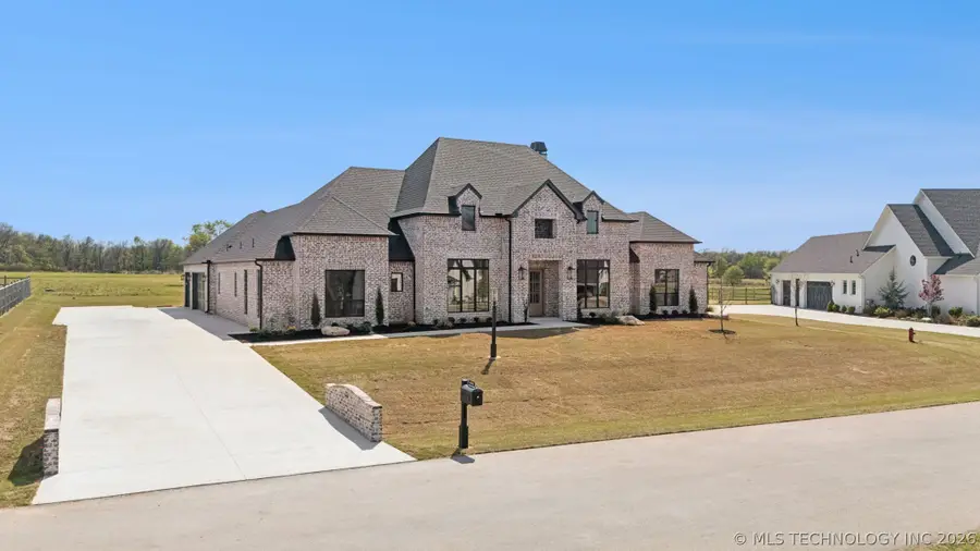 5838 N River Birch Road, Owasso, OK 74055 - #2