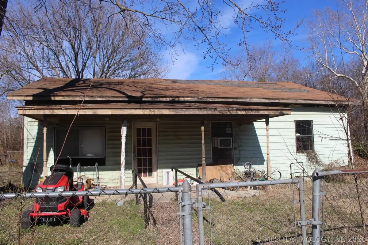 315 E 3rd Street, Chelsea, OK 74016 - #1