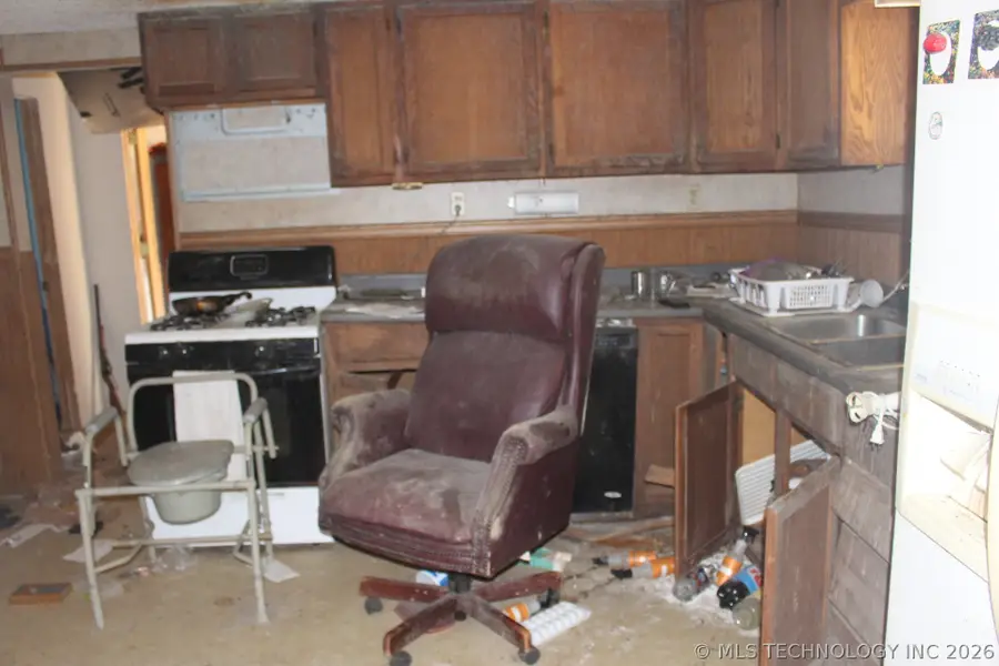 315 E 3rd Street, Chelsea, OK 74016 - #3