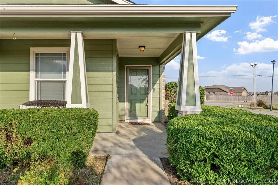 11101 N 144th East Avenue, Owasso, OK 74055 - #3