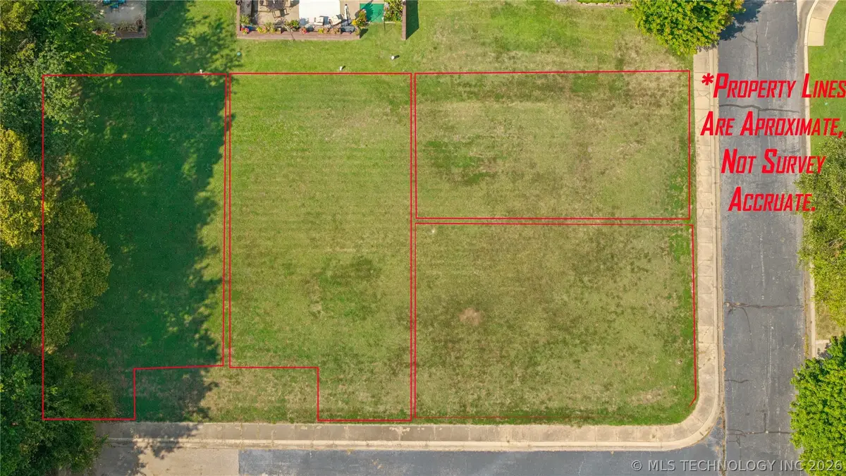 501 St Andrews Place, Grove, OK 74344 - #1