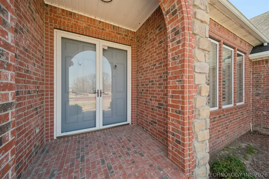 5020 Lake Breeze Road, Grove, OK 74344 - #2