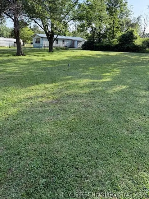 215 S 4th Street, Chouteau, OK 74337 - #3