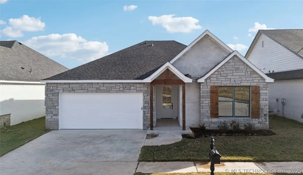 9712 E 132nd Street, Bixby, OK 74008 - #1