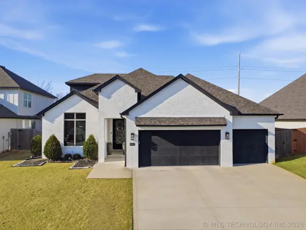 4002 W Tuscon Place, Broken Arrow, OK 74011