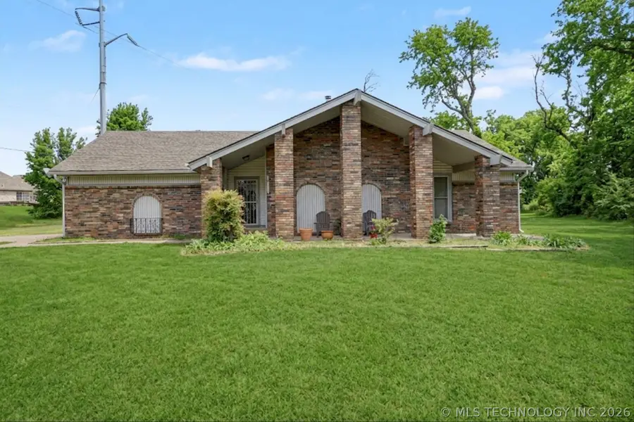 868 W Commercial Street, Broken Arrow, OK 74012 - #2