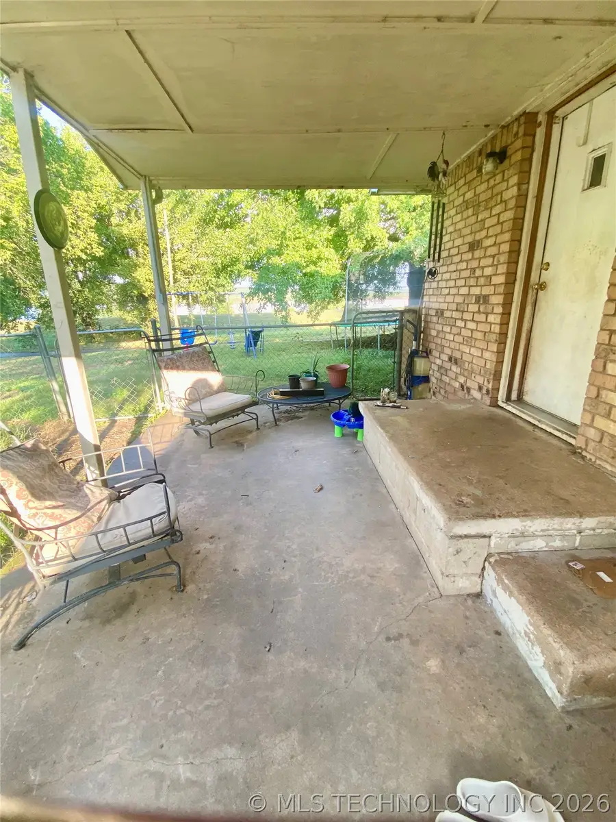 404 S Jules Avenue, Cleveland, OK 74020 - #2