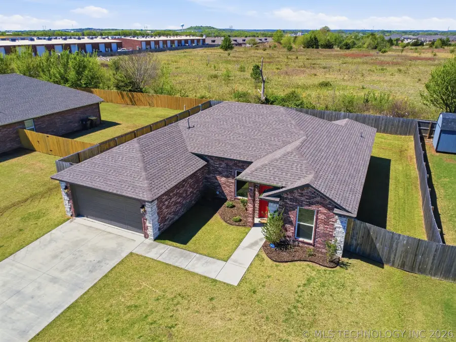 15010 S Oak Street, Glenpool, OK 74033 - #3