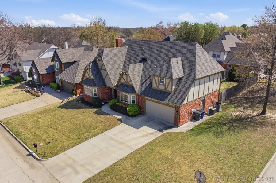 9904 E 97th Street, Tulsa, OK 74133 - #2