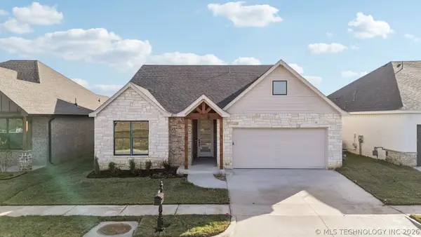 9722 E 132nd Street, Bixby, OK 74008