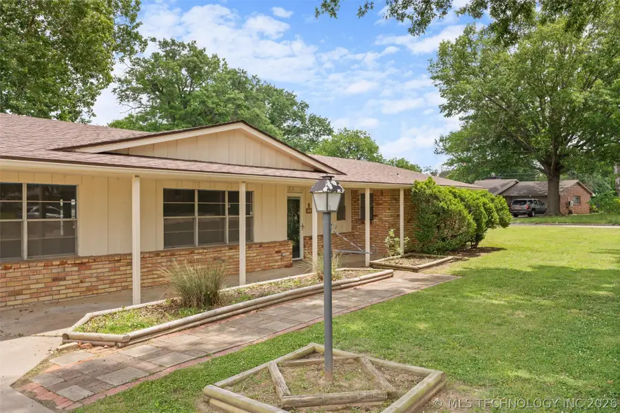 1418 Grandview Road, Bartlesville, OK 74006 - #3
