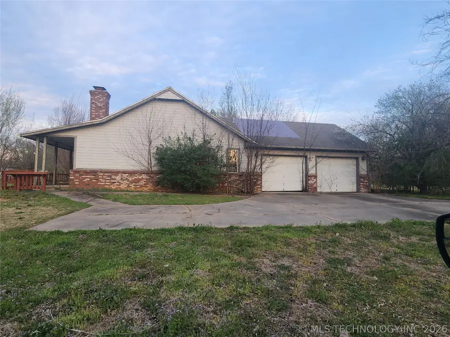 9872 E Northshire Street, Claremore, OK 74017 - #2
