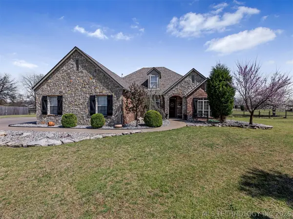 19592 E 73rd Place N, Owasso, OK 74055