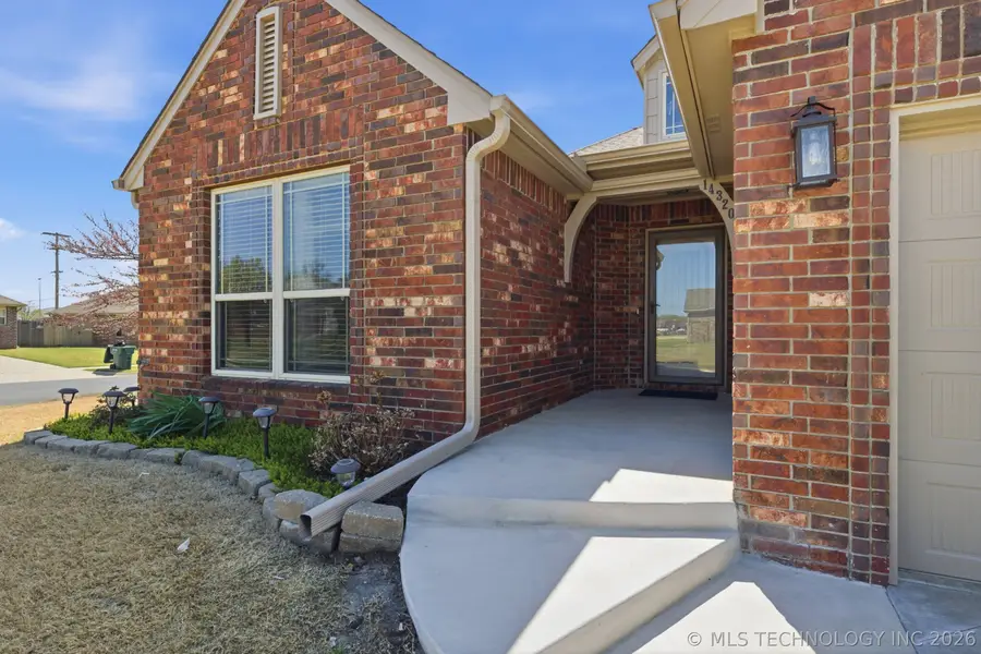 14320 E 92nd Street, Owasso, OK 74055 - #2