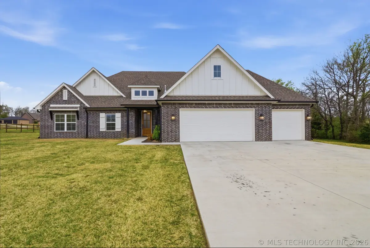 15522 E Taylor Lane, Claremore, OK 74017 - #1