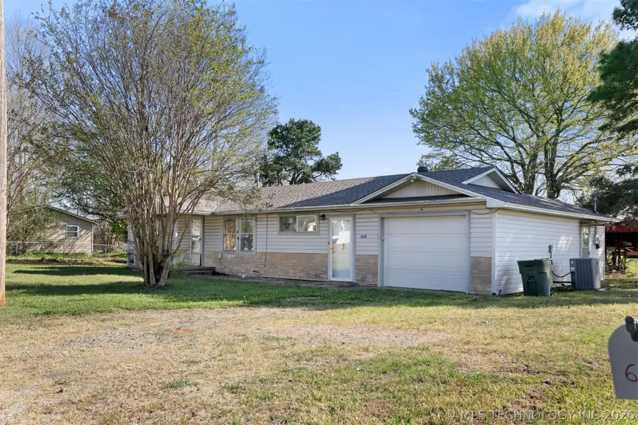 610 E Mckennon, Calera, OK 74730 - #2