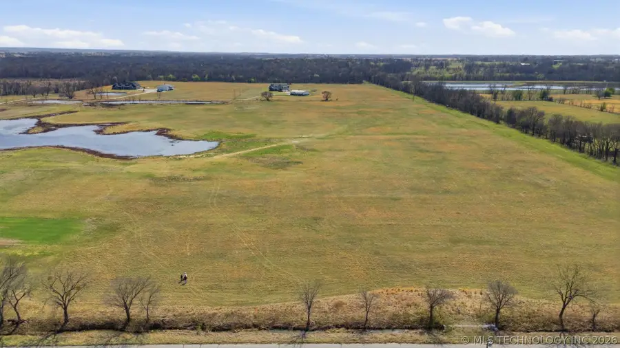 W 201st Street S, Mounds, OK 74047 - #3