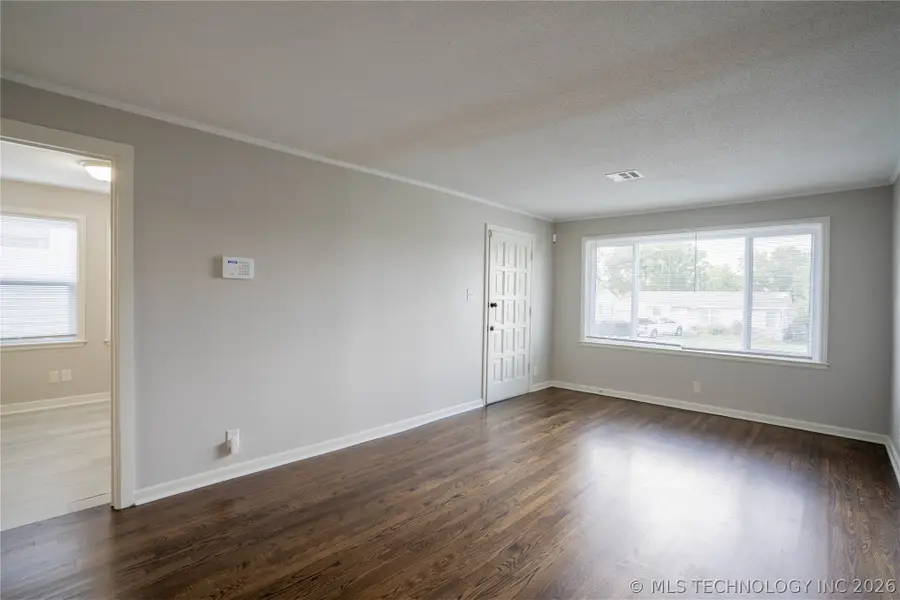 6942 E 10th Street, Tulsa, OK 74112 - #2