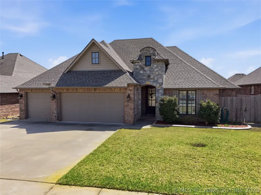 7406 E 83rd Place N, Owasso, OK 74055 - #2