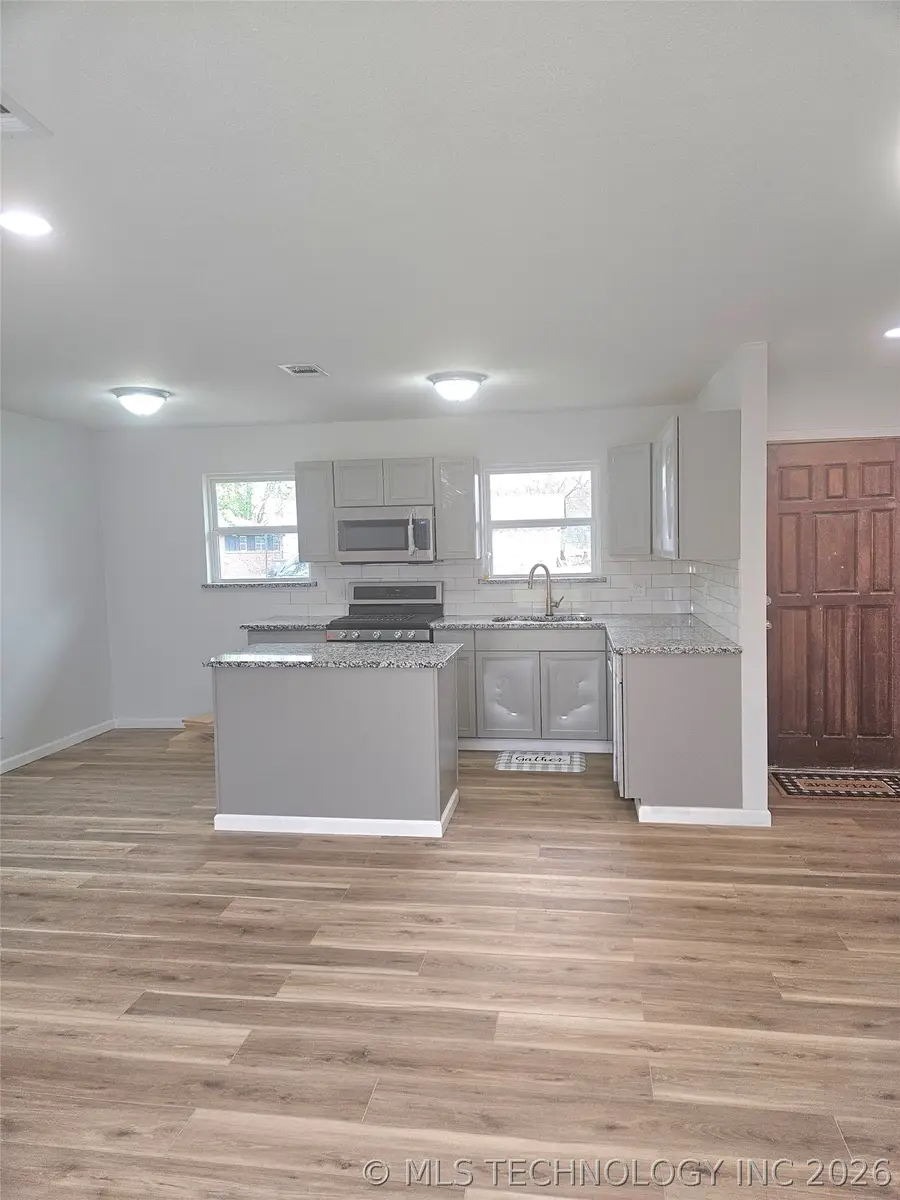 11618 E 27th Street, Tulsa, OK 74129 - #3