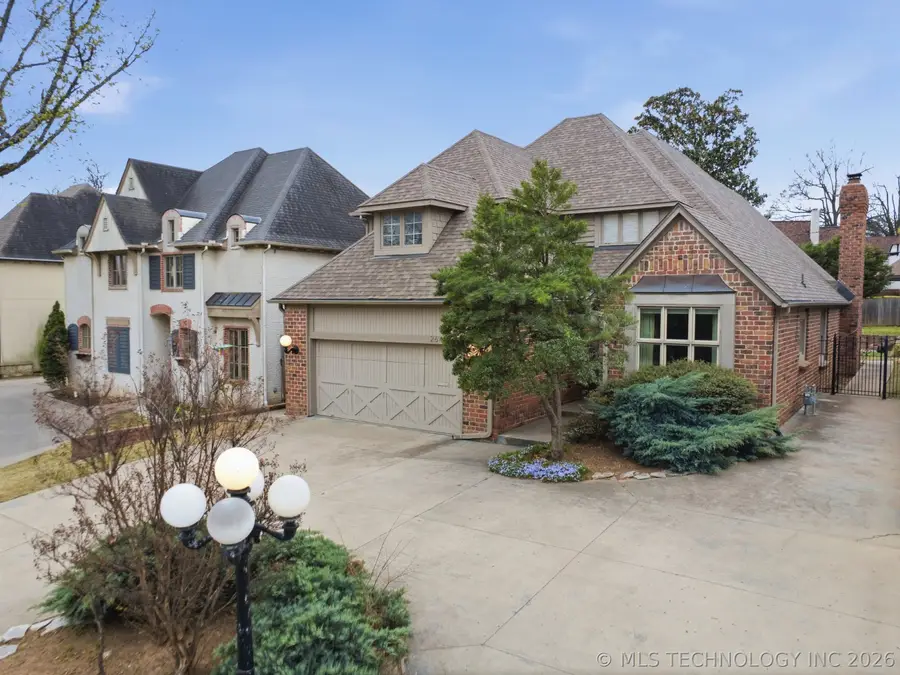 2640 S Utica Avenue, Tulsa, OK 74114 - #2