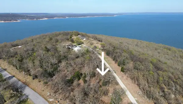 11 Cliff Heights, Stigler, OK 74462