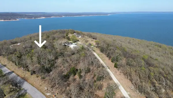 19 Cliff Heights, Stigler, OK 74462