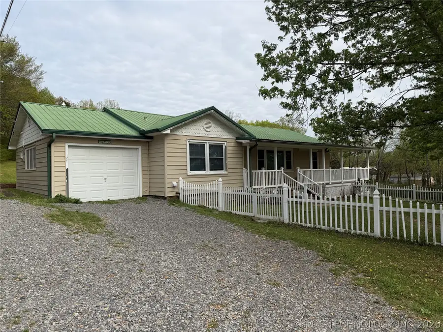 306 NE 4th, Wilburton, OK 74578 - #2