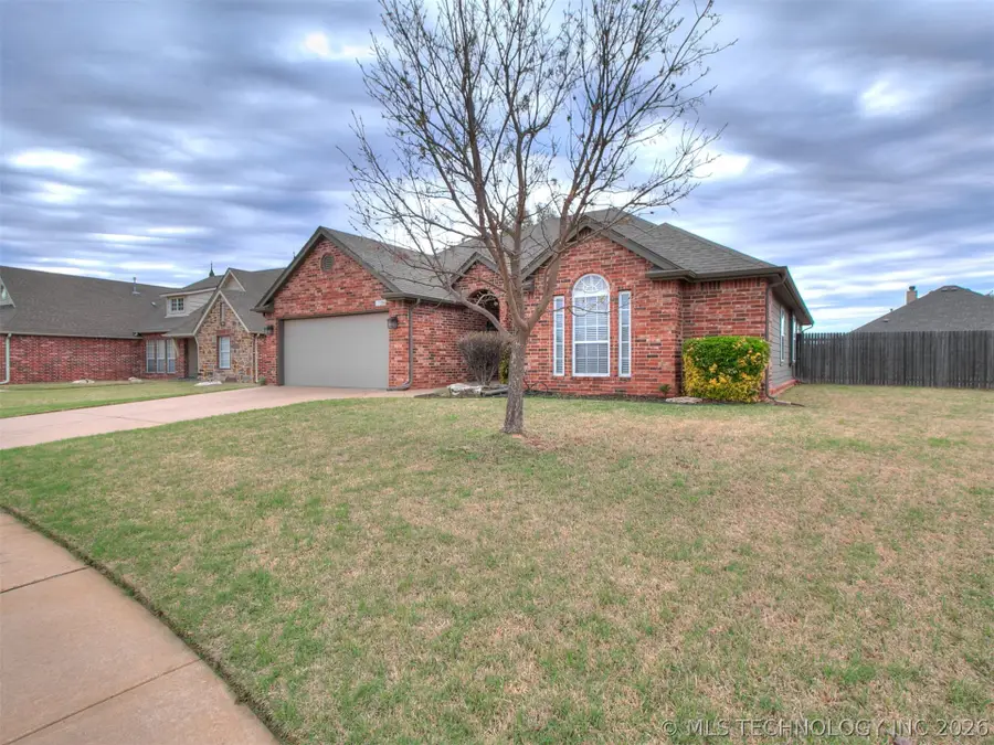 1706 W Austin Place, Broken Arrow, OK 74011 - #3