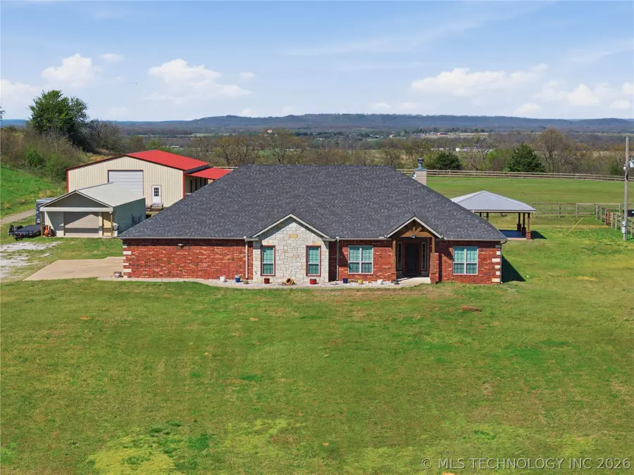 107188 S 4570 Road, Sallisaw, OK 74955 - #2