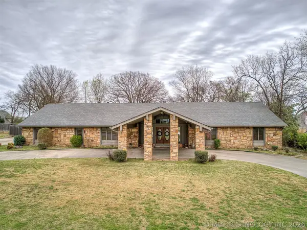 2417 Stonewall Drive, Bartlesville, OK 74006