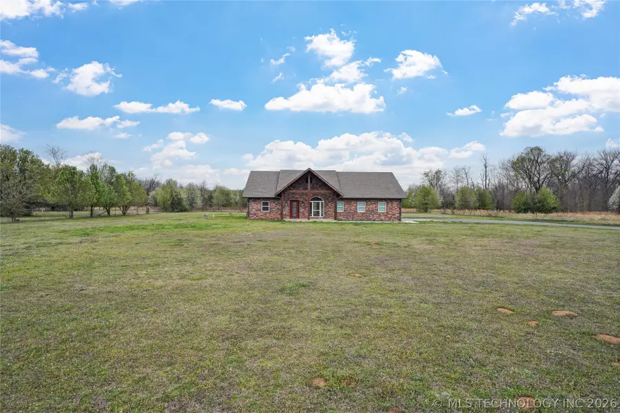 1685 N County Line Road E, Fort Gibson, OK 74434 - #2