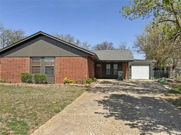 849 Coopers Hawk Drive, Norman, OK 73072