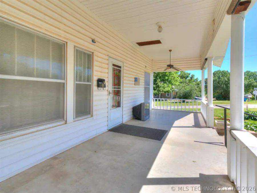 402 N Cimarron Avenue, Drumright, OK 74030 - #3