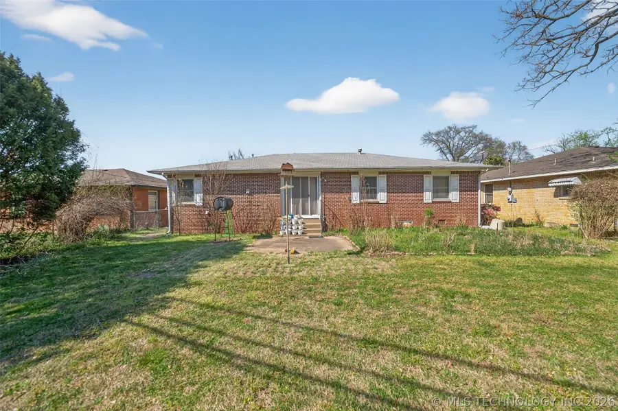4105 Fleetwood Drive, Bartlesville, OK 74006 - #3