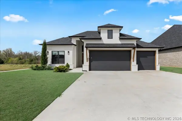 13722 S 20th Place E, Bixby, OK 74008