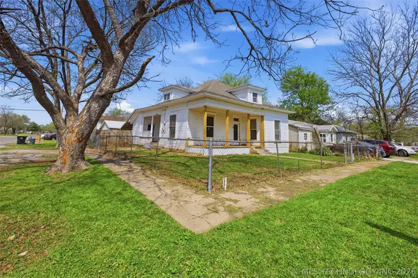 630 W 8th, Ada, OK 74820