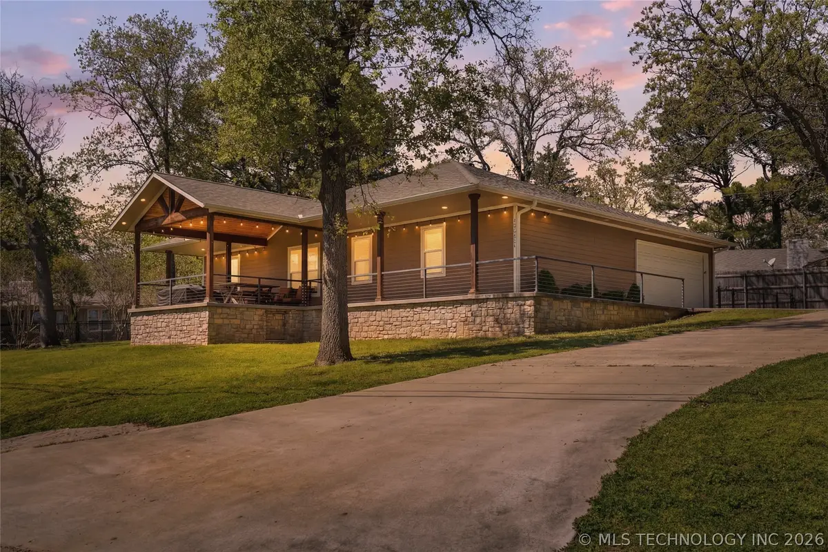 446215 E Lakeview Drive, Gore, OK 74435 - #1