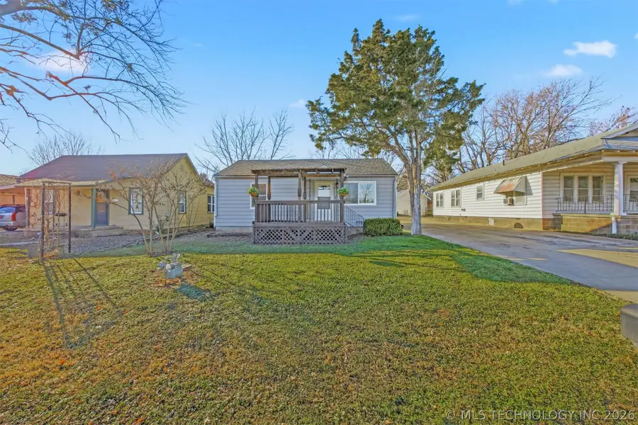 602 N 11th Street, Collinsville, OK 74021 - #3