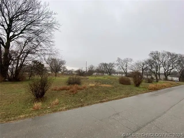 15923 E Newton Place, Tulsa, OK 74116 - #2