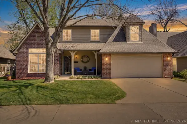 5527 S Delaware Court, Tulsa, OK 74105