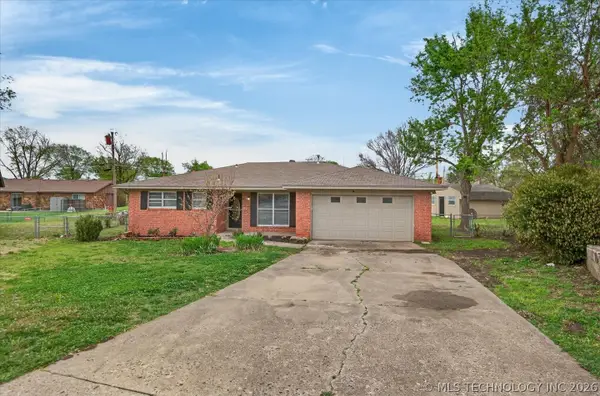 5021 Macklyn Court, Bartlesville, OK 74006