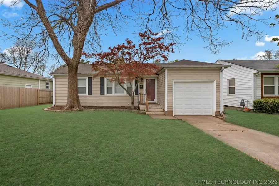 3820 S Detroit Avenue, Tulsa, OK 74105 - #2