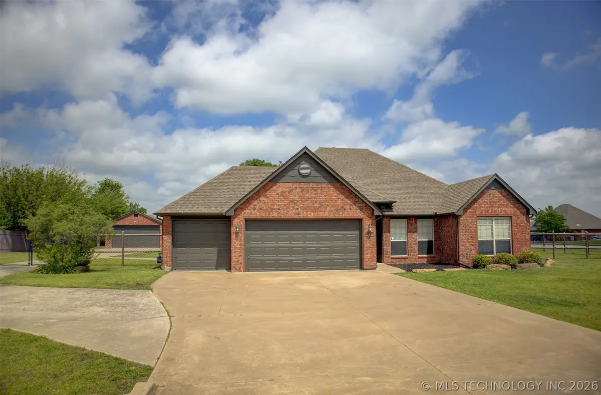 5755 E 144th Street, Collinsville, OK 74021 - #1