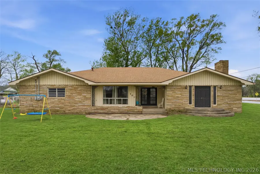 101 S Hall Street, Adair, OK 74330 - #2