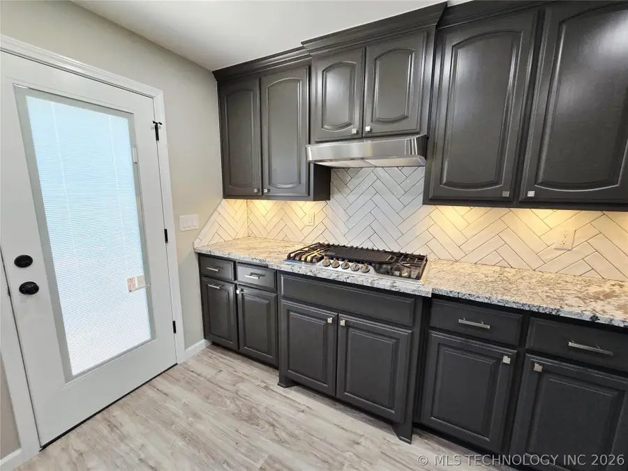 13226 N 91st East Avenue, Collinsville, OK 74021 - #2