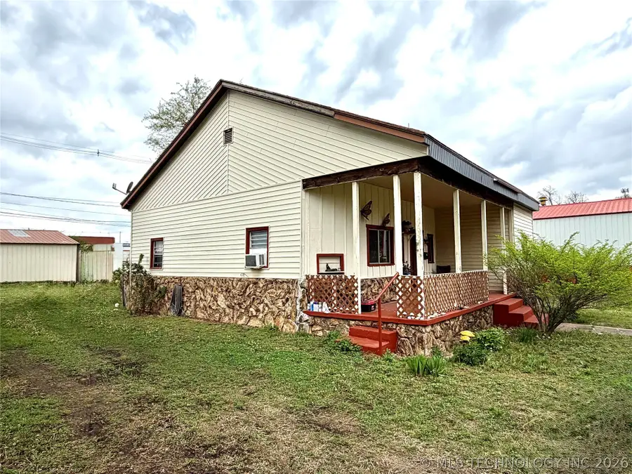 229 N 2nd Street, Fairfax, OK 74637 - #2